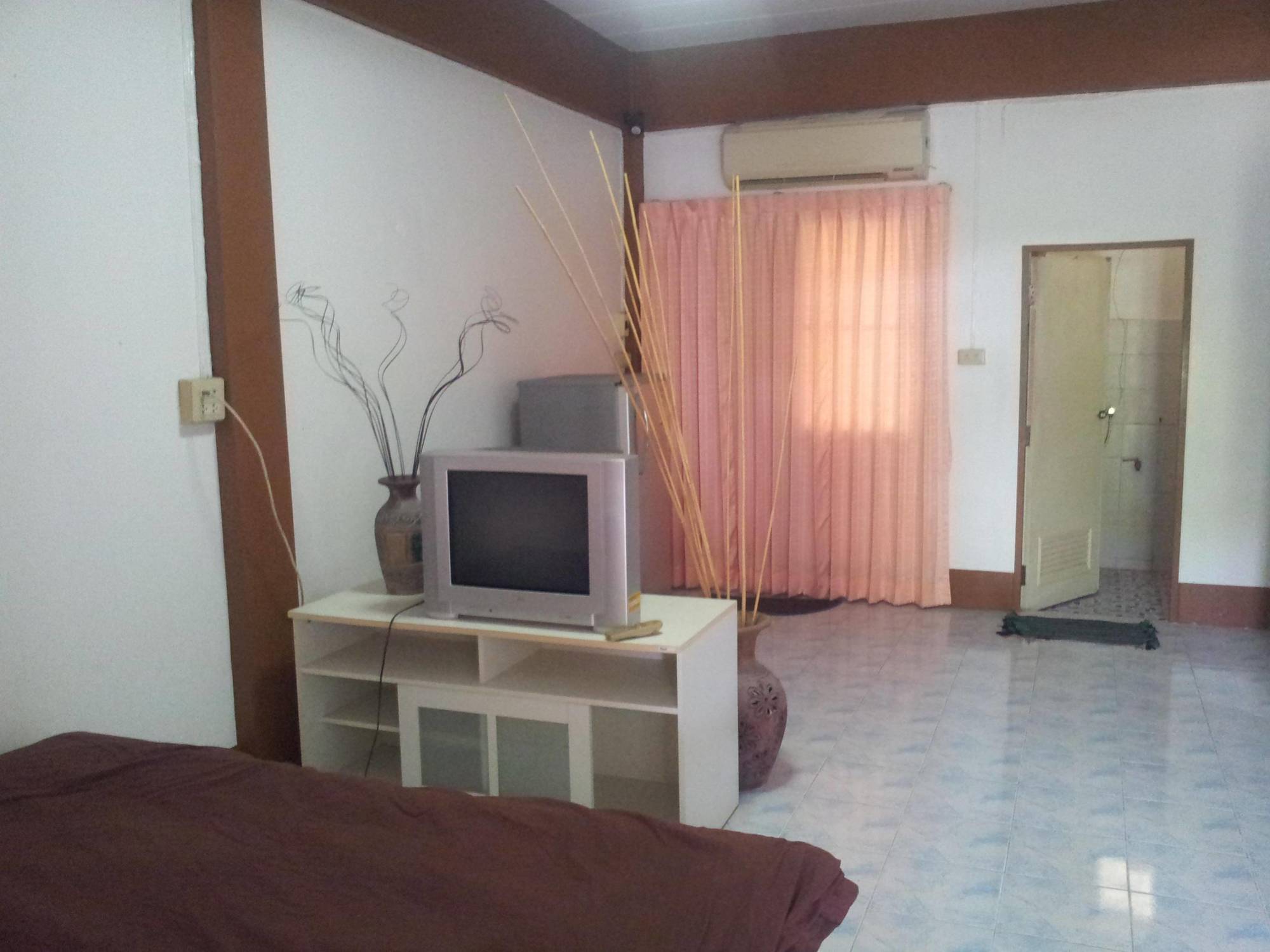 บ้านกัลยา ชลบุรี ภายนอก รูปภาพ